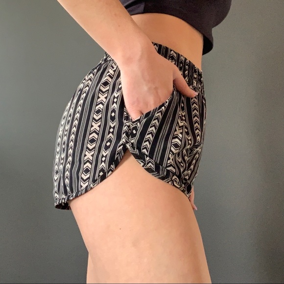 Aztec Pattern Shorts - Picture 2 of 2